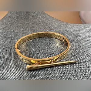 Beautiful Bangle Bracelet New JEWELRY 16cm